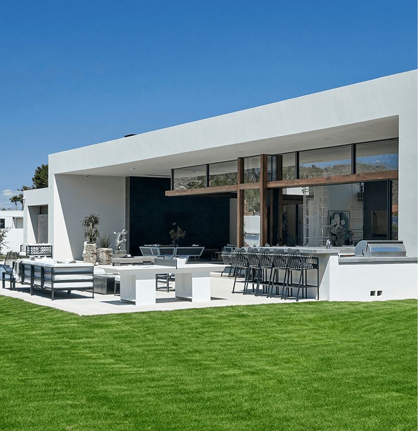 Outdoor Living Options with Crestron