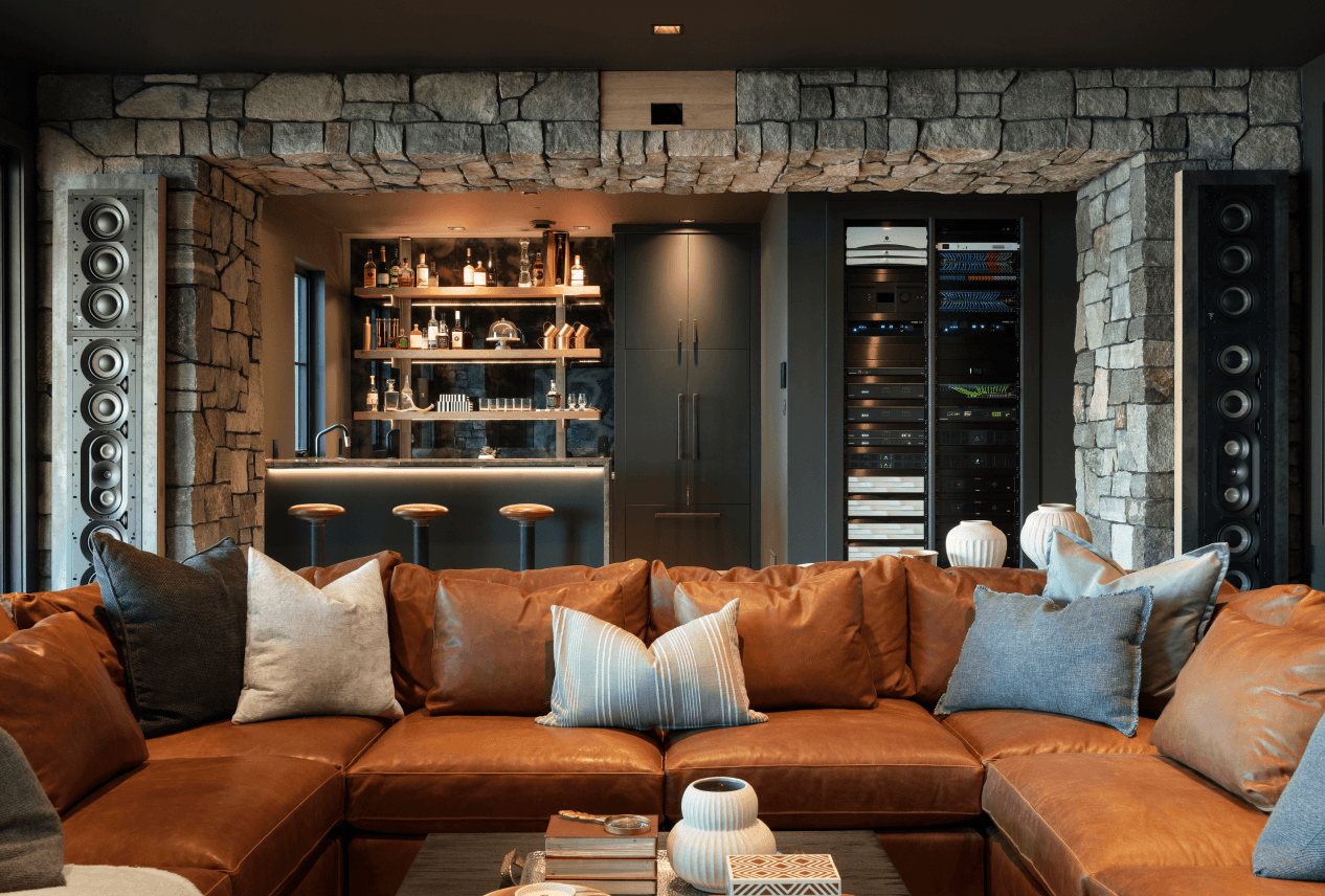 Case Study: Glacier Point - Luxury Lakefront Living